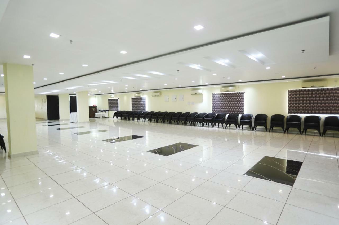 Hotel Radhika Regency Rourkela Extérieur photo