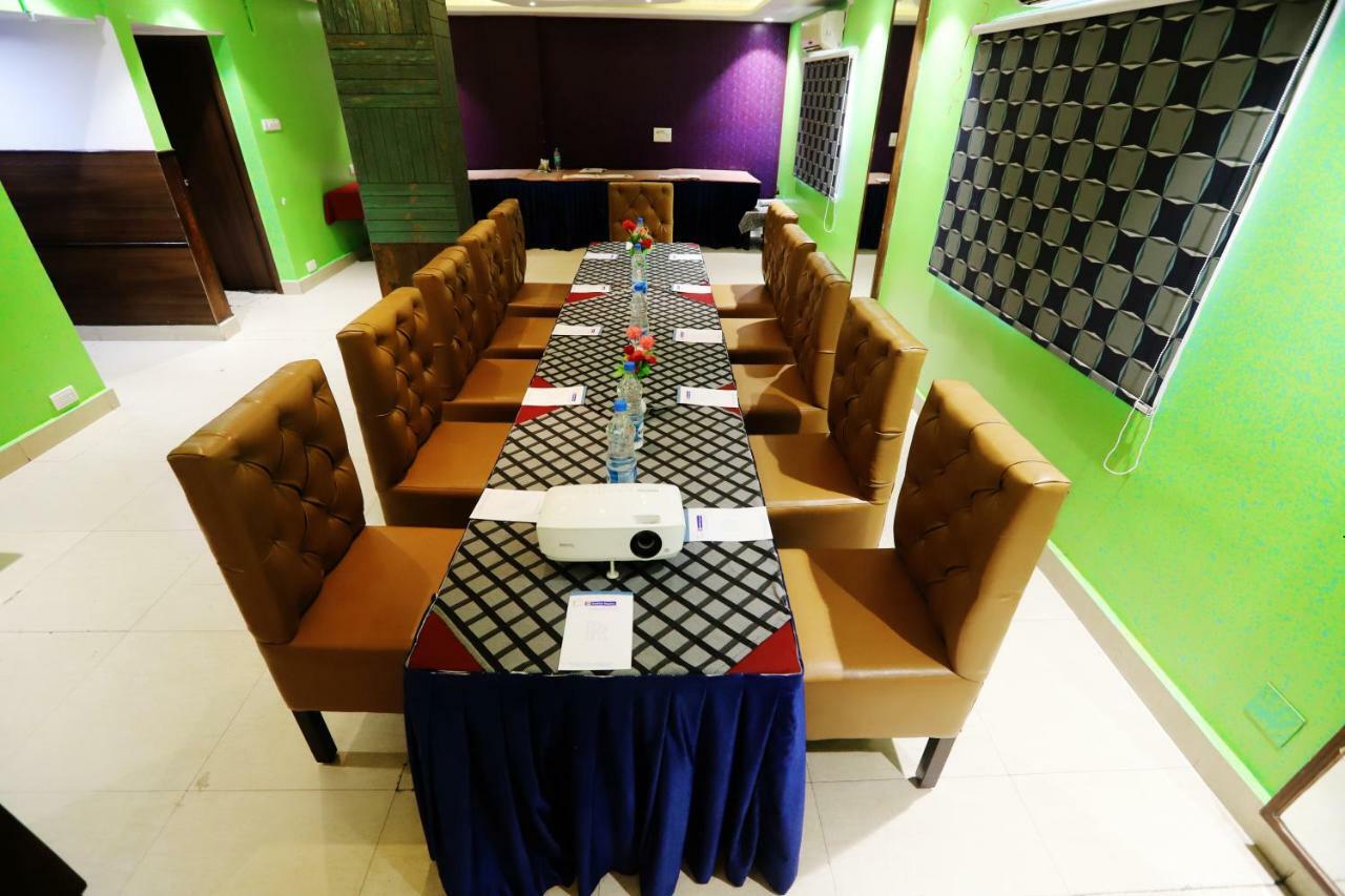 Hotel Radhika Regency Rourkela Extérieur photo