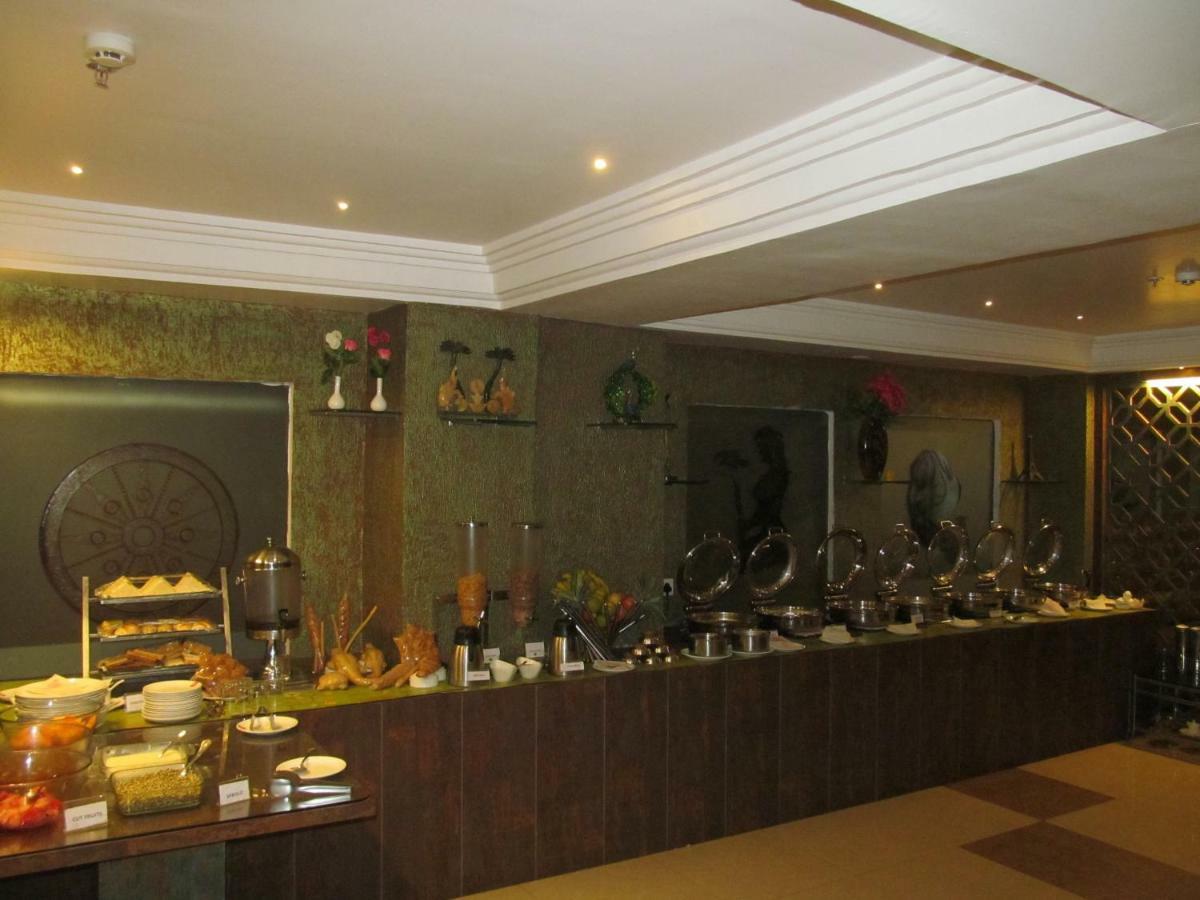 Hotel Radhika Regency Rourkela Extérieur photo